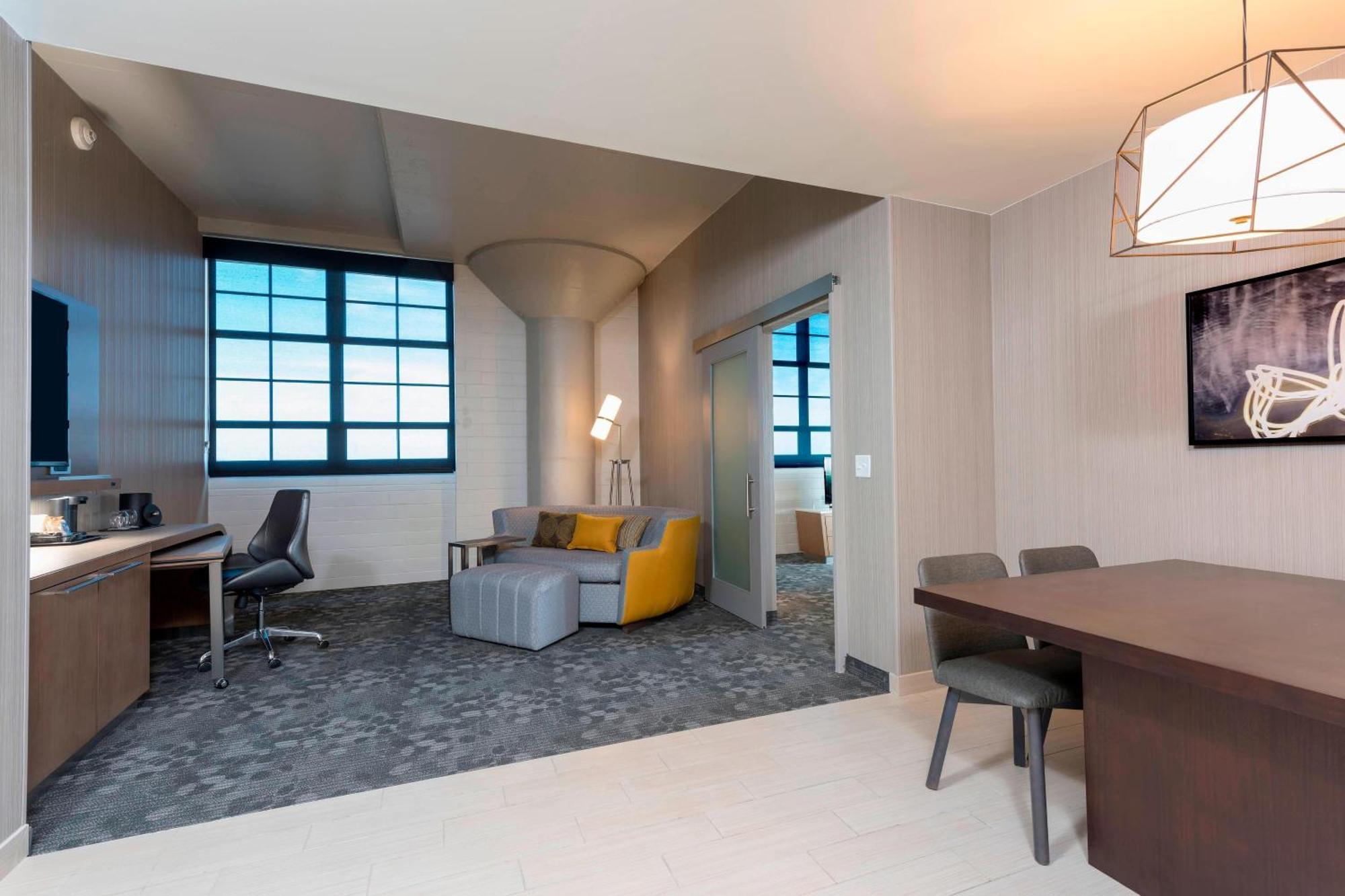 Courtyard By Marriott Waterloo Cedar Falls Exteriér fotografie